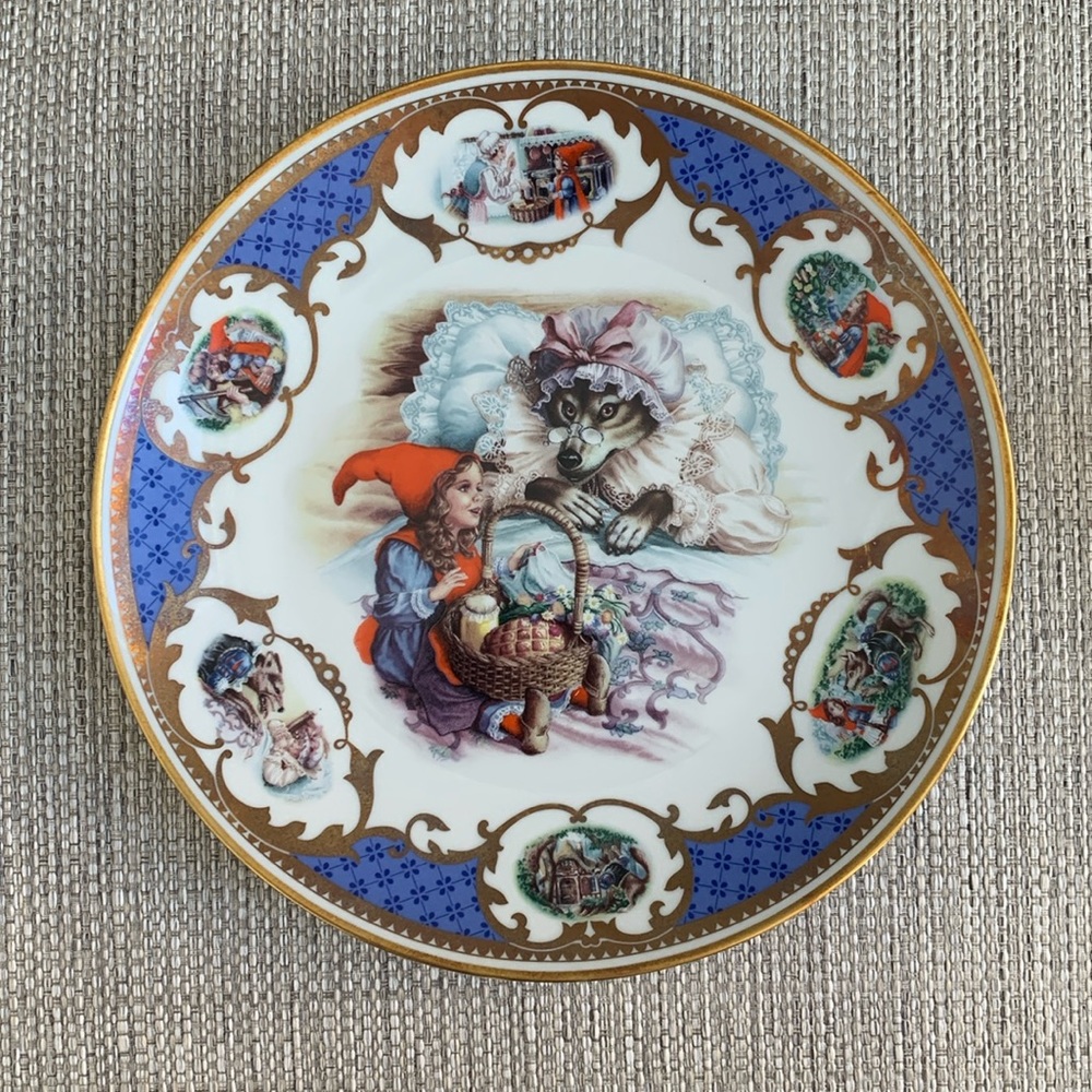 Limoges Paris Little Red Riding Hood Plate Premier Edition 1983